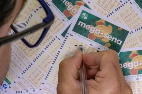 Mega-Sena não tem acertador e prêmio sobe para R$ 36 milhões