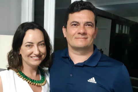 PT entra com ação contra mudança de domicílio eleitoral de Rosângela Moro