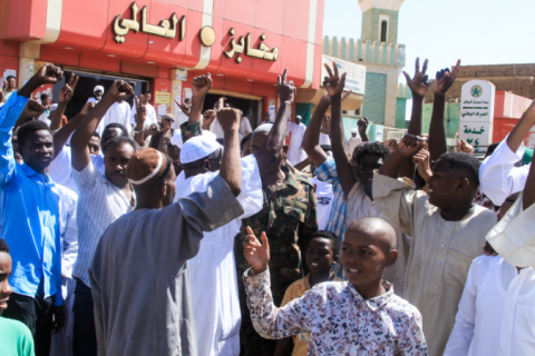Autoridades apoiadas pelo Exército do Sudão examinam proposta de trégua dos EUA