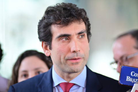 Galípolo afirma que divergências entre diretores do Banco Central no Copom ‘não têm um impacto muito relevante’