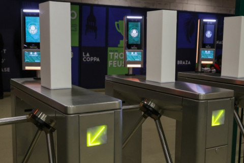 Reconhecimento facial passa a ser obrigatório em grandes estádios com retorno do Brasileirão