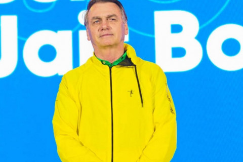 Bolsonaro cancela todos os compromissos de julho após passar mal e precisar de atendimento de urgência