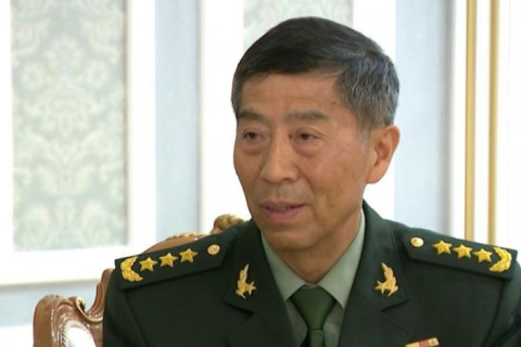 China demite ministro da Defesa que não é visto em público há dois meses