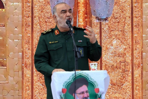 Ataque de Israel ao Irã mata chefe da Guarda revolucionária e deixa outras vítimas em edifícios residenciais