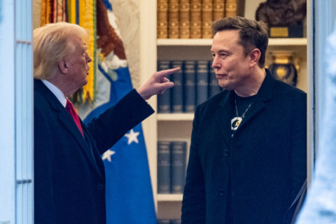 ‘Sem subsídios, teria que voltar para a África do Sul’, diz Trump sobre Elon Musk