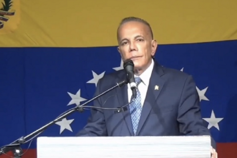 Opositor de Maduro, Manuel Rosales anuncia candidatura à presidência da Venezuela