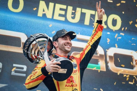 Gabriel Casagrande é bicampeão da Stock Car em Interlagos