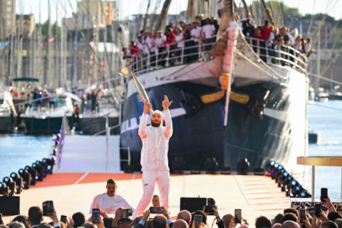 Tocha Olímpica desembarca na França a 79 dias dos jogos de Paris