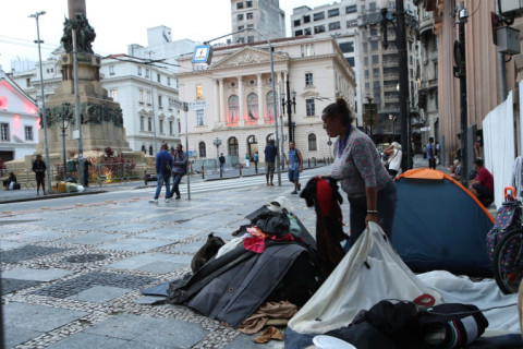 Projeto que previa multa para doações de comida na cidade de São Paulo é suspenso