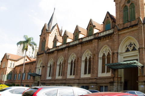 Médico é afastado por importunação sexual durante cirurgia na Santa Casa de São Paulo