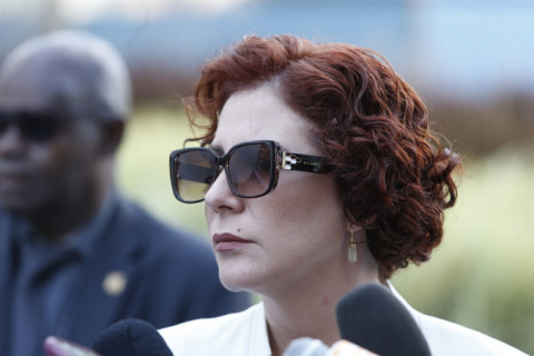 Defesa de Zambelli diz que vai recorrer de novo pedido de extradição