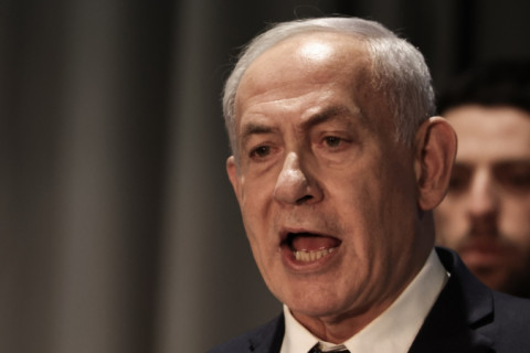 Netanyahu promete agir contra Houthis após ataque ao principal aeroporto de Israel