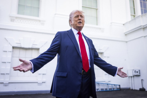 Congresso dos EUA aprova megaprojeto de lei orçamentária de Trump