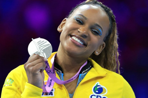 Rebeca Andrade está a duas medalhas de quebrar mais recordes nas Olimpíadas