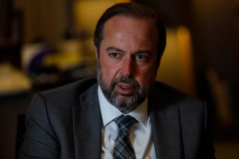 Mensagens de Vorcaro mostram encontros com ministro Alexandre Silveira e conversa sobre Enel e Light