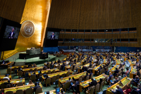 ONU aprova conferência para propor a criação de Estado Palestino em 2025