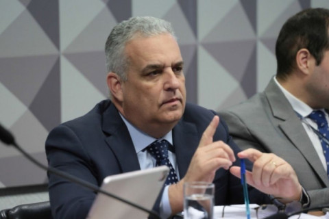 Relator da CPMI do INSS pede indiciamento de 216 pessoas.