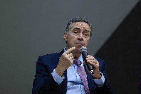 Barroso mantém edital sobre câmeras corporais em SP, mas promete atuar em caso de ineficiência