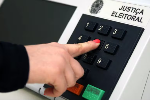 Pesquisa Quaest mostra proximidade política dentro de casa entre eleitores do Rio