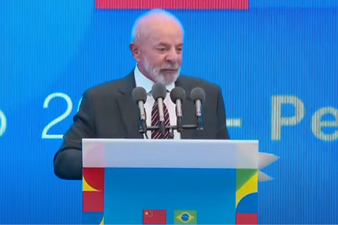 Lula discursa no encerramento do Fórum Empresarial Brasil-China em Pequim