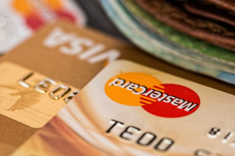 Portabilidade da dívida do cartão de crédito começa nesta segunda