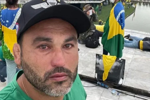 Léo Índio, primo dos três filhos mais velhos de Bolsonaro, é alvo da Operação Lesa Pátria