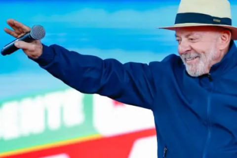 Pressão do custo de vida desafia projeto de reeleição de Lula
