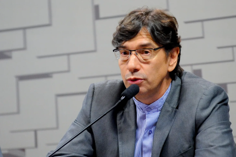 Funcionários denunciam Pochmann pela criação de um "IBGE paralelo"