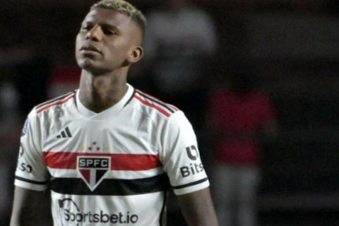 São Paulo dá 24 horas para Arboleda aparecer e explicar sumiço