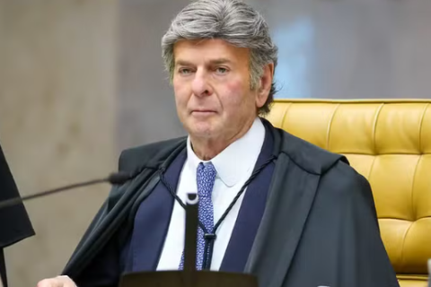 Fux vota por manter bingos, caça-níqueis e jogo do bicho como contravenção