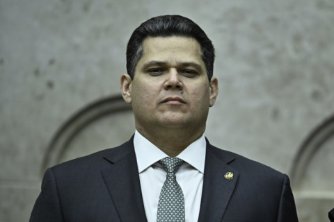 Lula não vai promulgar Dosimetria; PT promete acionar STF se Alcolumbre promulgar