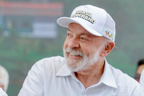 Alta taxa de juros é um problema e vamos ter que baixar mais, diz Lula