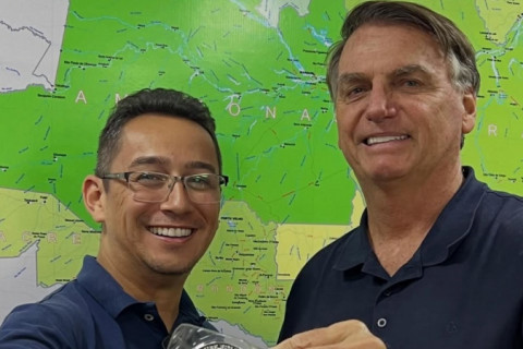 Moraes nega permissão para que irmão de Michelle ajude a cuidar de Bolsonaro