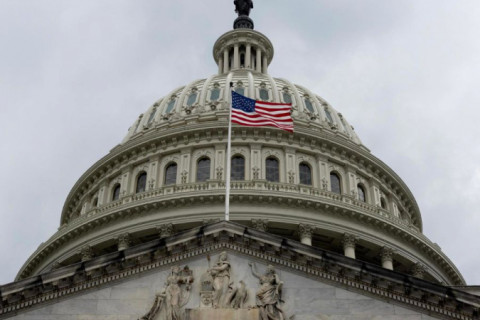 Republicanos barram projeto de lei para proteger acesso a contraceptivos nos Estados Unidos