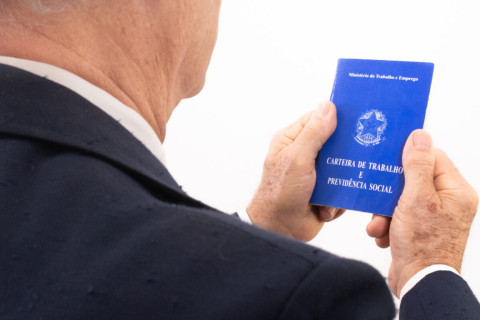 BenefíciosRegras para aposentadoria em 2025.