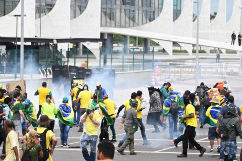 STF ordena prisão de 206 envolvidos nos atos de 8 de Janeiro por descumprimento de medidas cautelares
