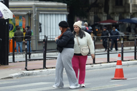 Inverno de 2025 é o mais frio em três décadas, mas país vive expéctativa de veranico na próxima semana