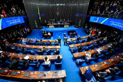 Senado aprova criação do “Pix Pensão” para pagamento automático de pensão alimentícia