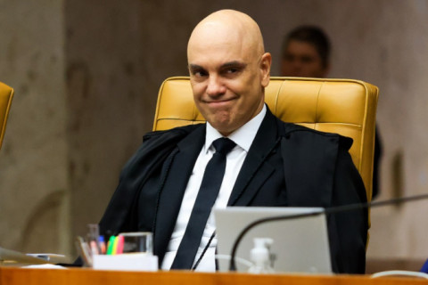 STF forma maioria para condenar homem que sentou na cadeira de Moraes no 8 de Janeiro