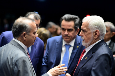 Senado adia votação do programa Mover após retirada de taxação em compras internacionais