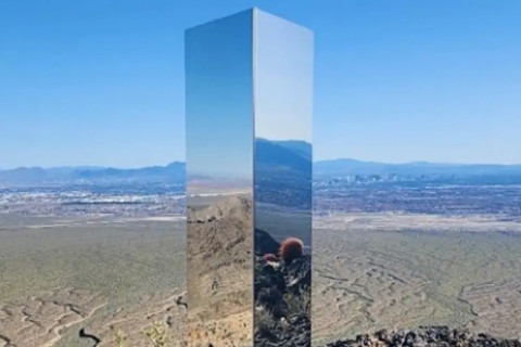 Monólito misterioso encontrado em trilha de Las Vegas intriga autoridades e moradores