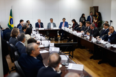 Alckmin diz que Brasil vai enviar nova carta aos EUA para negociar tarifaço de Trump: ‘Continuamos empenhados em resolver’