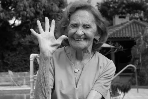 Laura Cardoso morre aos 98 anos e deixa trajetória de mais de oito décadas na dramaturgia