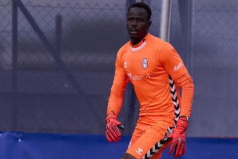 Goleiro senegalês é suspenso por dois jogos na Espanha por reagir a insultos racistas