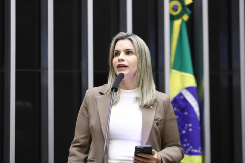 Inquérito contra Clarissa Tércio por atos de 8/1 é arquivado pelo STF a pedido da PGR