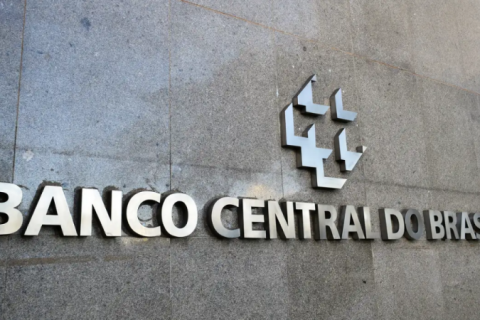 Mercado financeiro eleva previsão da inflação para 4,91% este ano