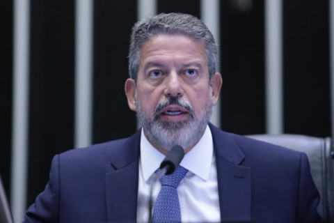 Lira pauta urgência de PL que limita delação premiada de presos e proíbe divulgação