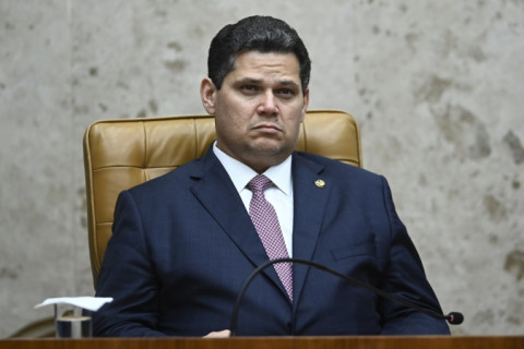 Davi Alcolumbre anuncia CPMI para investigar fraudes do INSS