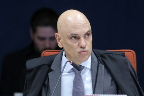 Moraes pede extradição de presidente do ‘Voto Legal’, foragido no Reino Unido