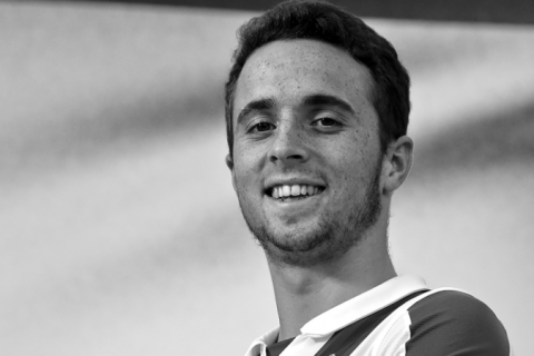 Diogo Jota, do Liverpool, morre em acidente de carro na Espanha